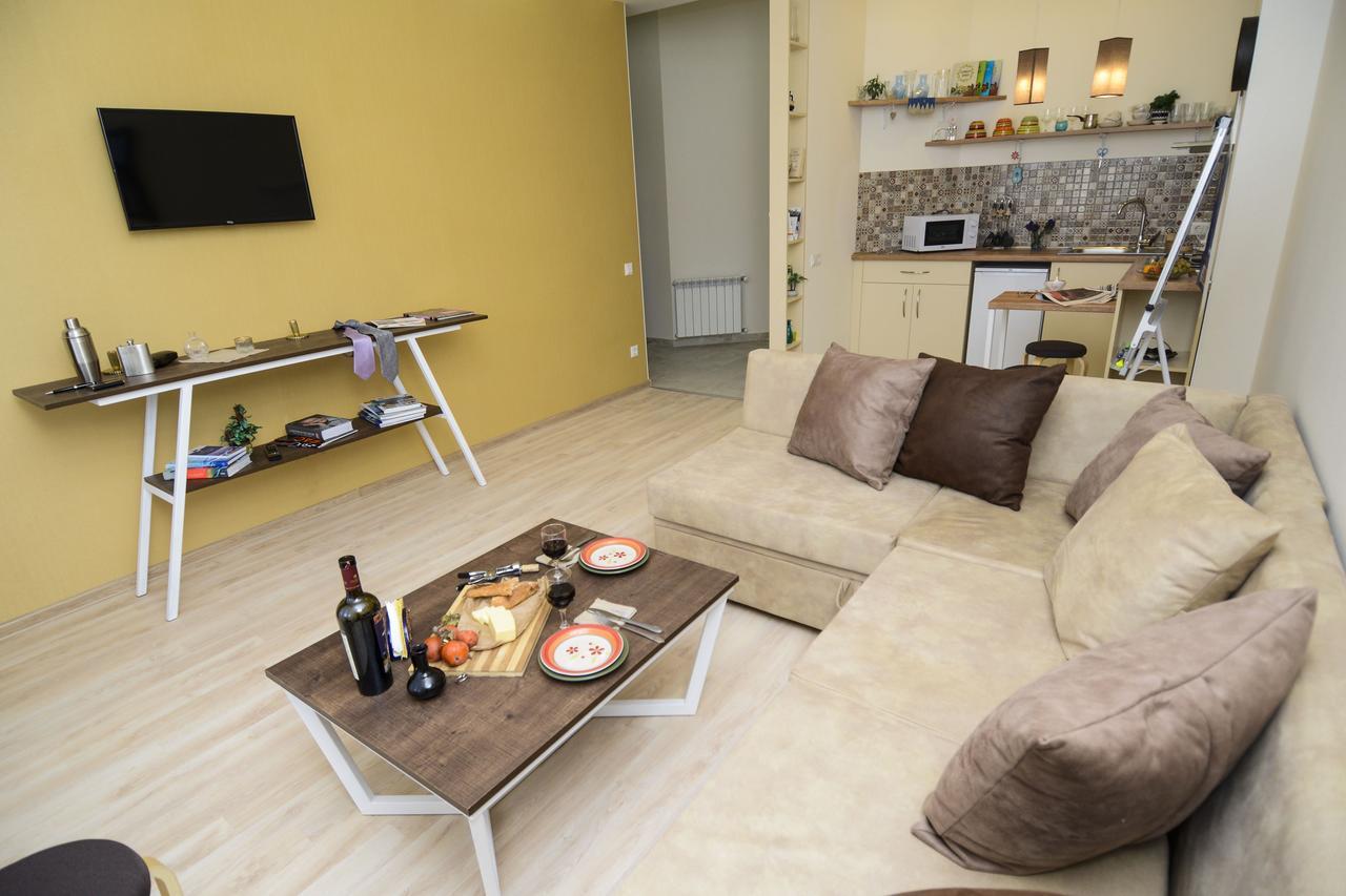 B-Lax Apartment Tiflis Exterior foto